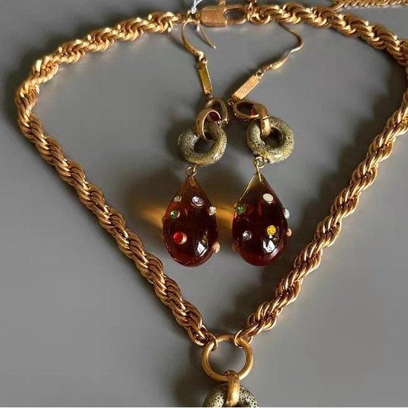 Amber Jewelry Set - Picture 7 of 7
